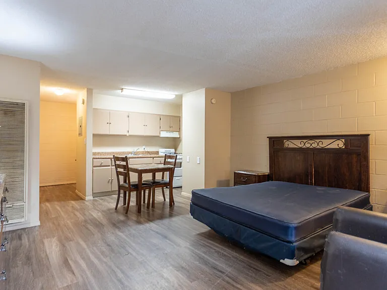 Casa Del Sol Apartments — Photo 7