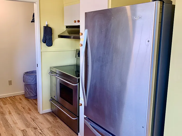 3433 Trinity St — Photo 6