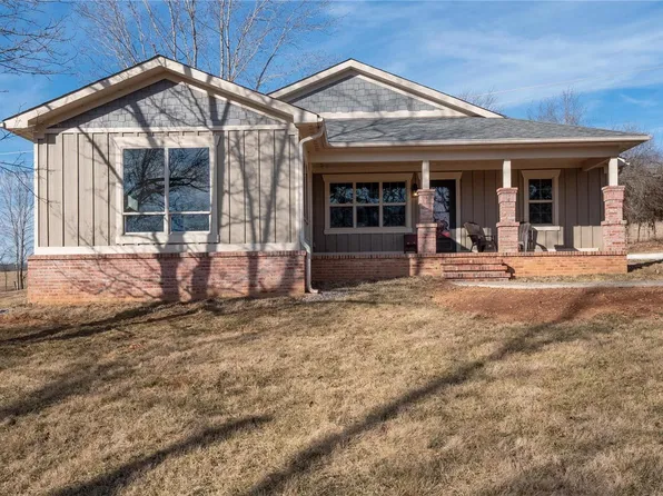13884 Lick Skillet Rd, Potosi, MO 63664