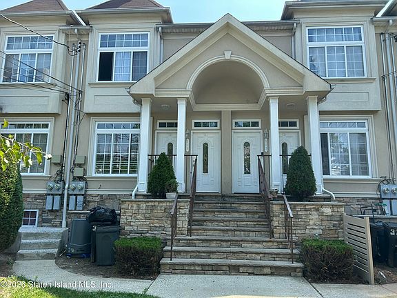 4th image of 375 Union Ave