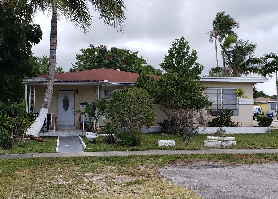 1st image of 1200 NE 156th St
