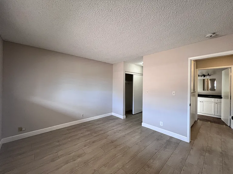 11310 La Mirada Blvd #2 — Photo 8