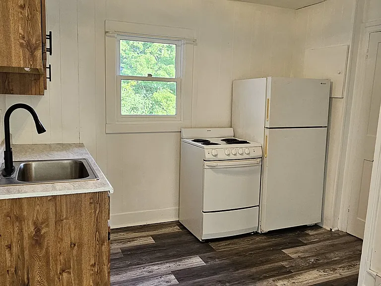 27 Beaver Rd #2 — Photo 10