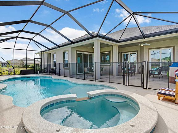 3rd image of 3948 Gardenwood Cir