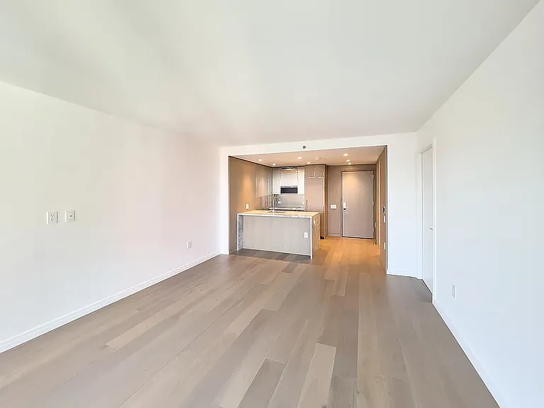 111 W 56th St #34B — Photo 10