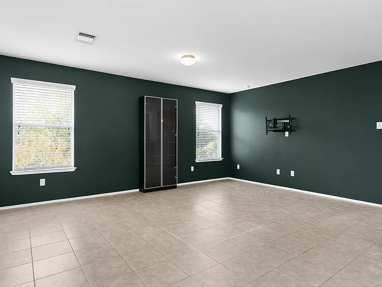 10219 Orion Dr — Photo 1