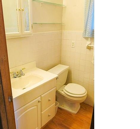 5th image of 8581 Engler Ave