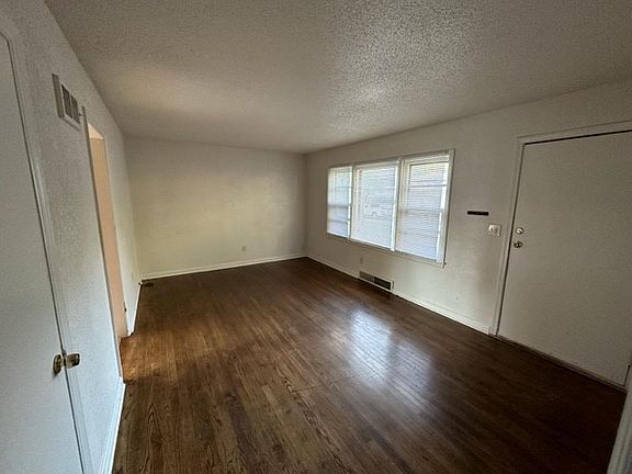 3rd image of 501 E 90th St