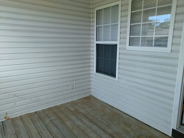 139 John Ct — Photo 12