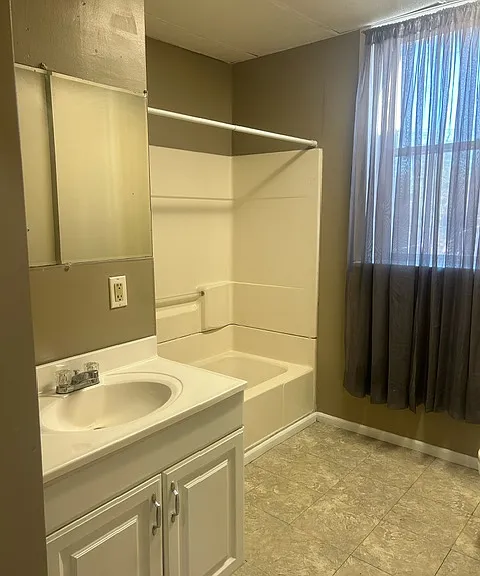 4254 Michigan Ave #2 — Photo 2