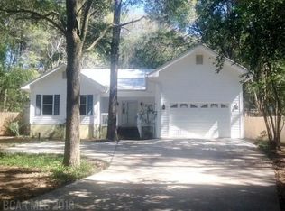 19242 Heard Rd, Fairhope, AL 36532