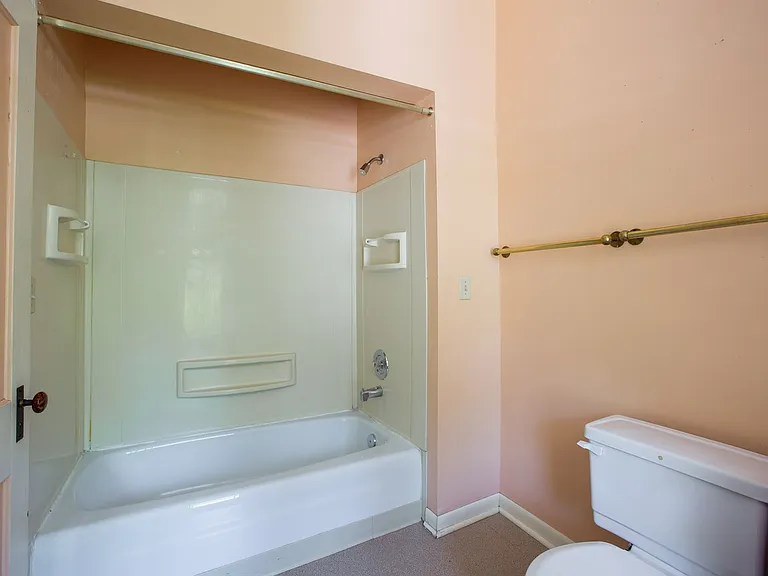 504 W Mountain Ave — Photo 18