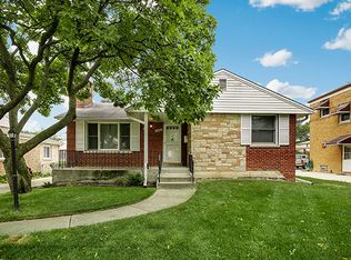 2346 S 9th Ave, North Riverside, IL 60546