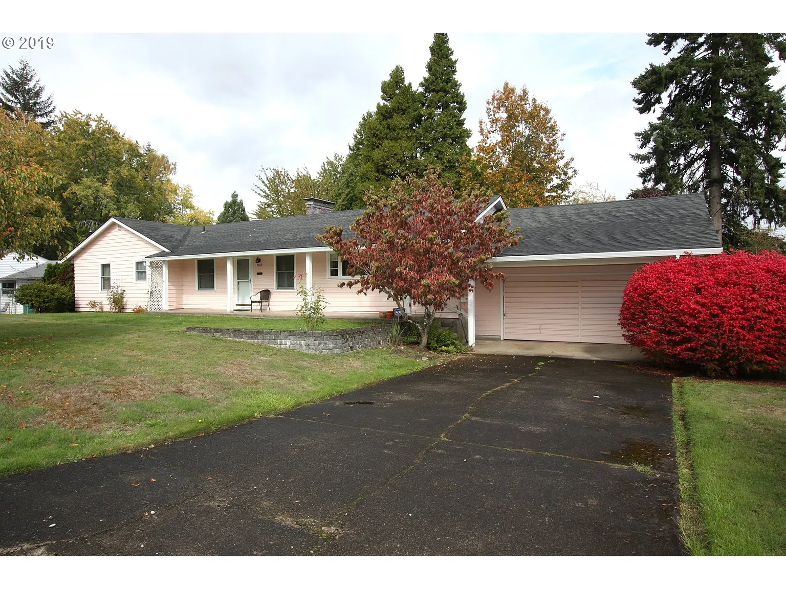 1343 Rosearden Dr photo 1