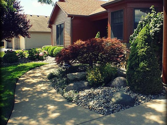 3rd image of 6062 Bloss Ct