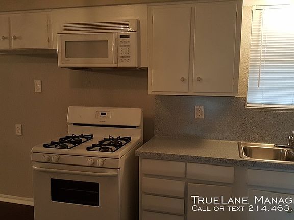 3rd image of 521 Harvard Dr