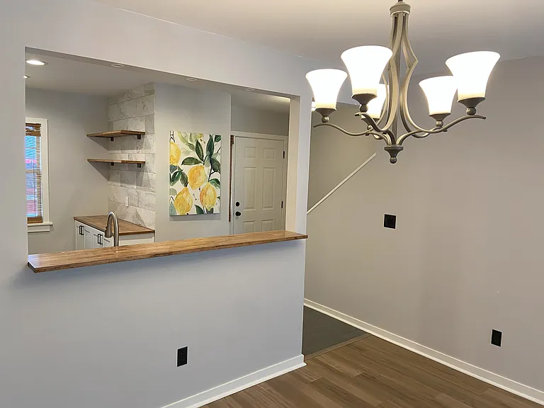 250 Stefan Dr #D — Photo 5