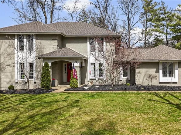 623 Kenilworth Ln, Ballwin, MO 63011