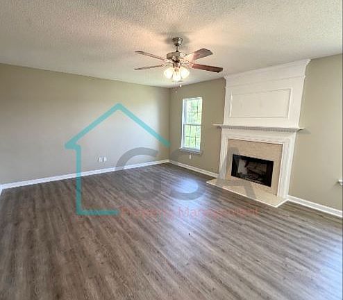 5th image of 195 Birkhall Cir