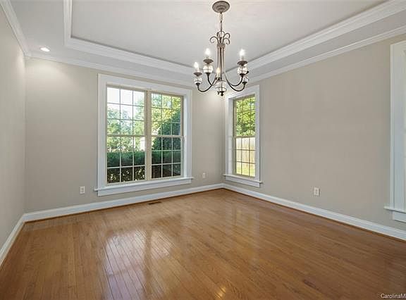 5th image of 129 Palmetto Dr