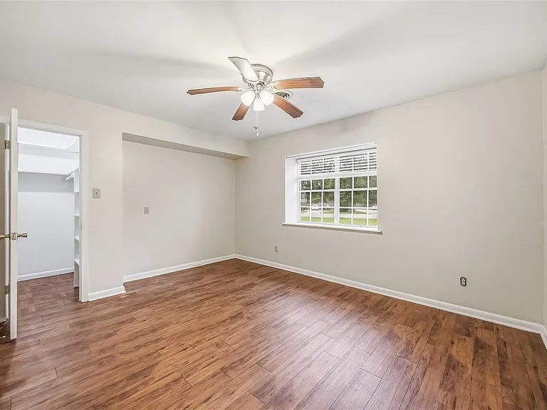 435 Rolling Wood Rd — Photo 15