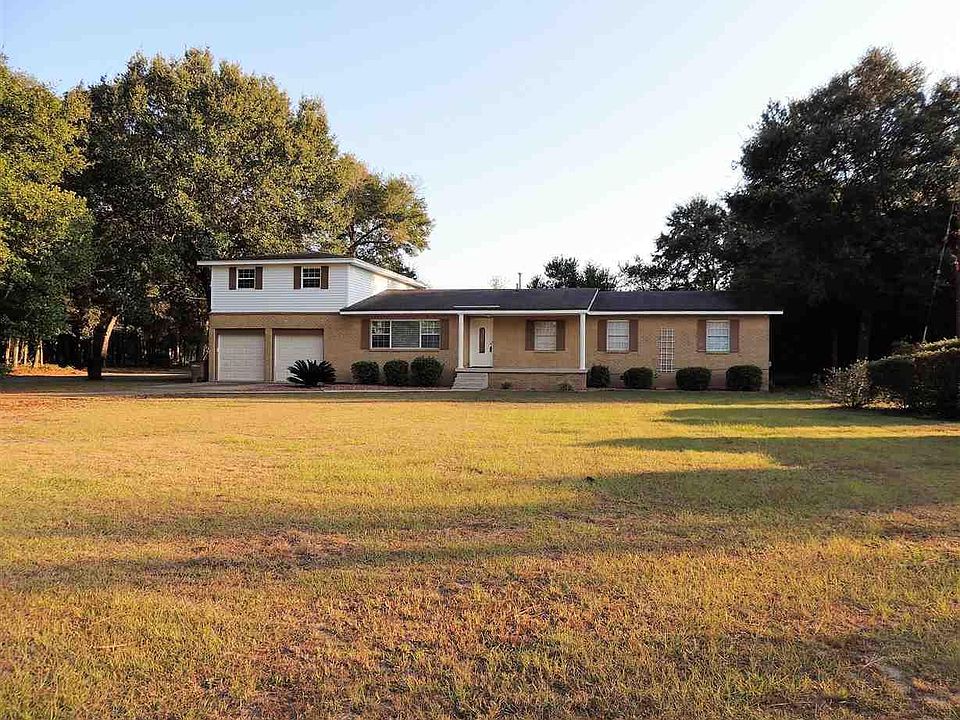 1st image of 631 Parker Cir
