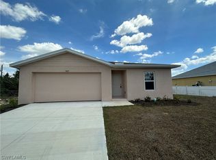 3025 NE 7th Ave, Cape Coral, FL 33909