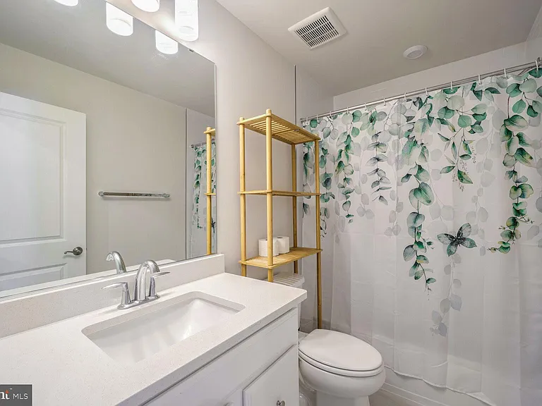 10864 Foxtrot Cir — Photo 10