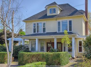 540 SE 72nd Ave, Portland, OR 97215