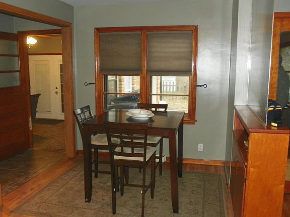 4th image of 489 W Napier Ave