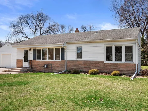 4523 North 103rd STREET, Wauwatosa, WI 53225