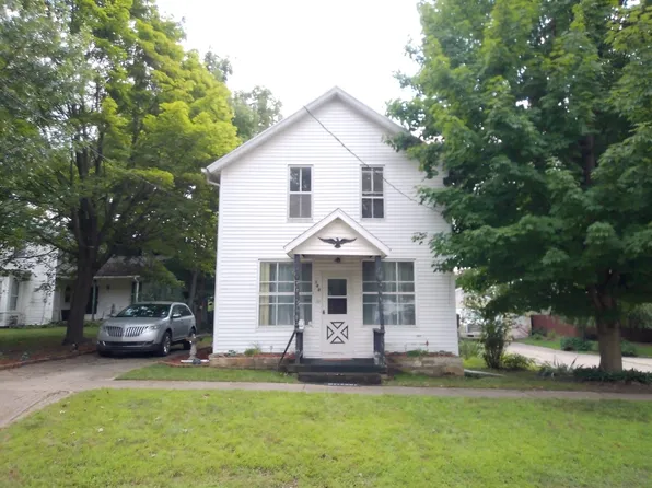 142 River St, Hillsdale, MI 49242