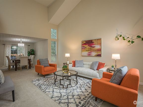 4th image of 21502 NE 9th Place