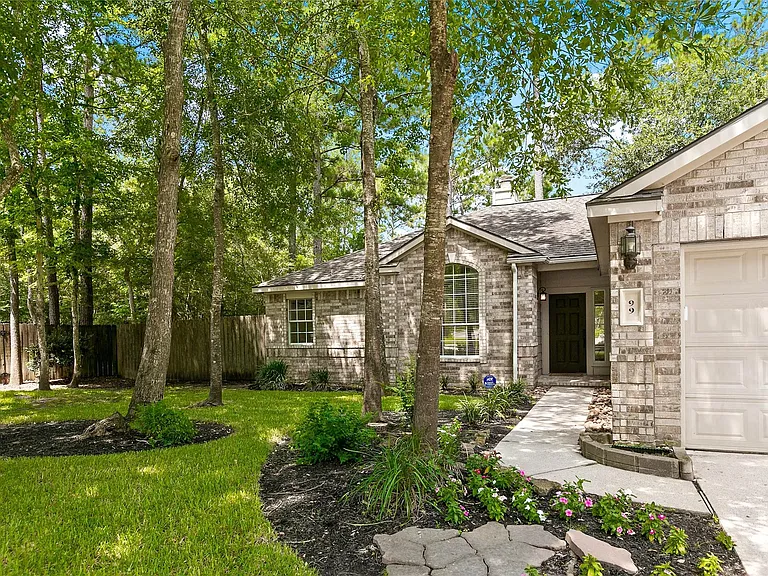 99 S Wynnoak Cir — Photo 2