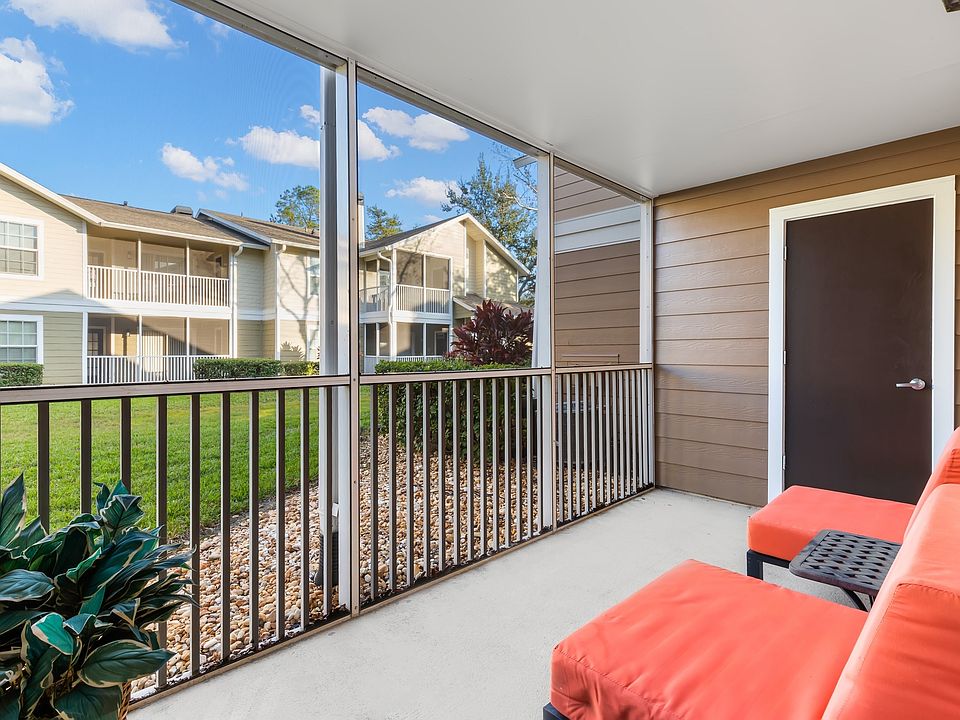 Screened Patio with Storage