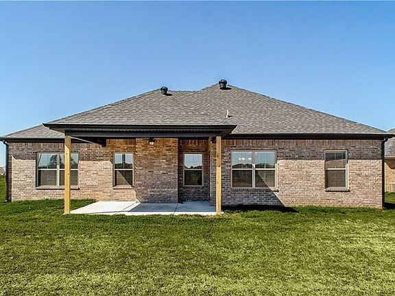 4th image of 1000 Tracey Ln