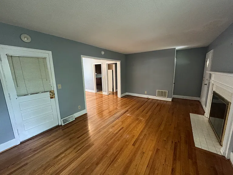 701 S Ott Rd — Photo 3