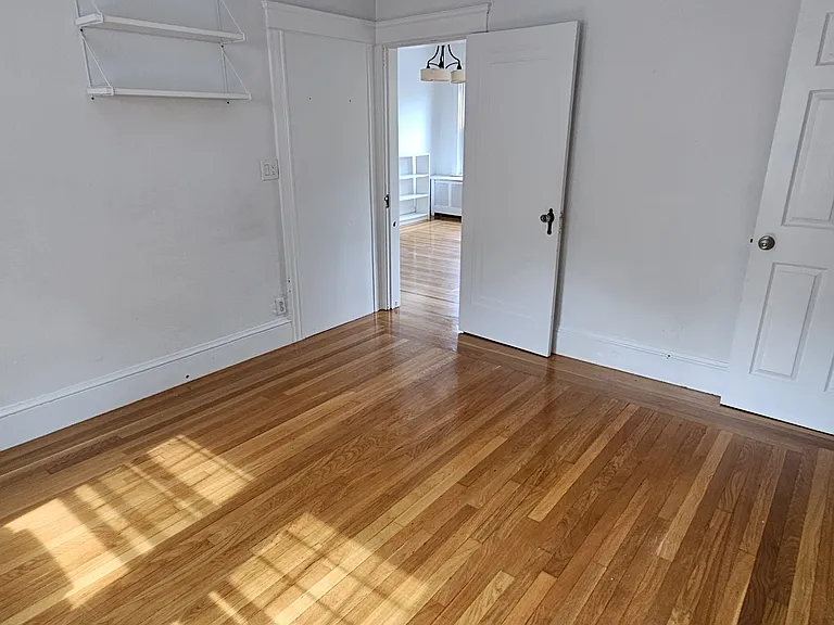 155 5th St #2 — Photo 15