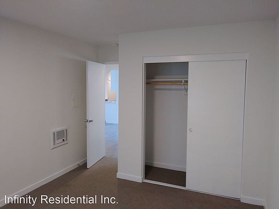 5th image of 8651 Gloria Ave APT C