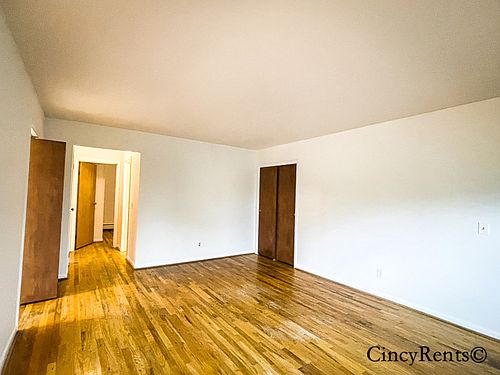 4th image of 1242 Isis Ave APT 2