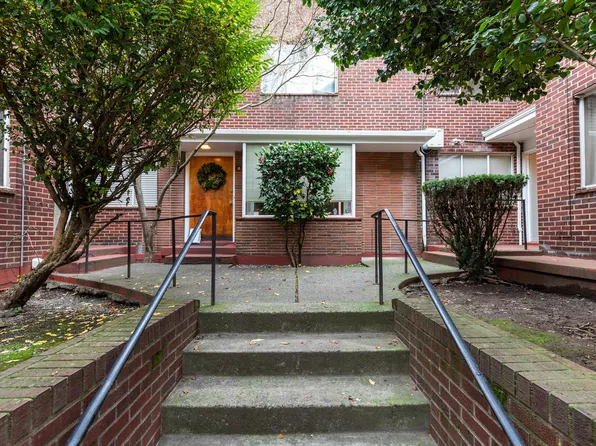 Elite Court Apartments