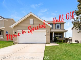 1903 Teresa Fields Ln, Lake Saint Louis, MO 63367