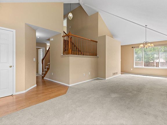 3rd image of 12902 Clarkson Cir