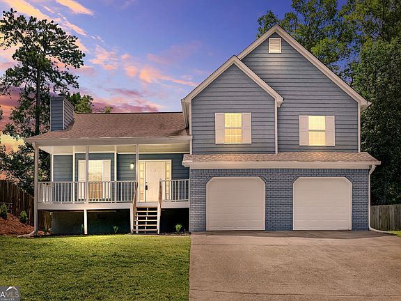 2nd image of 1835 Killarney Dr SW