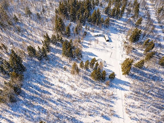 4th image of 1075 Pugwash River Rd