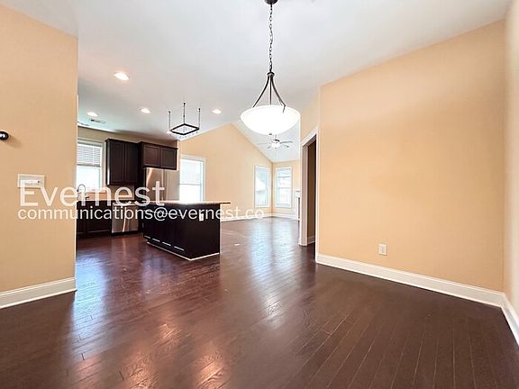 4th image of 1500 Drew Dr NW