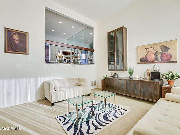 3rd image of 138 Harrison Place