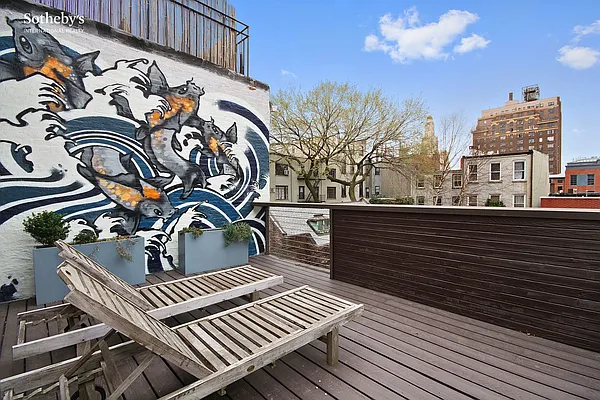 Sold by Sotheby's International Realty | media 12