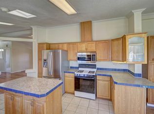539 Camino Tres Arroyos, Santa fe, NM 87507