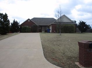 5024 S Triplett Rd, Guthrie, OK 73044